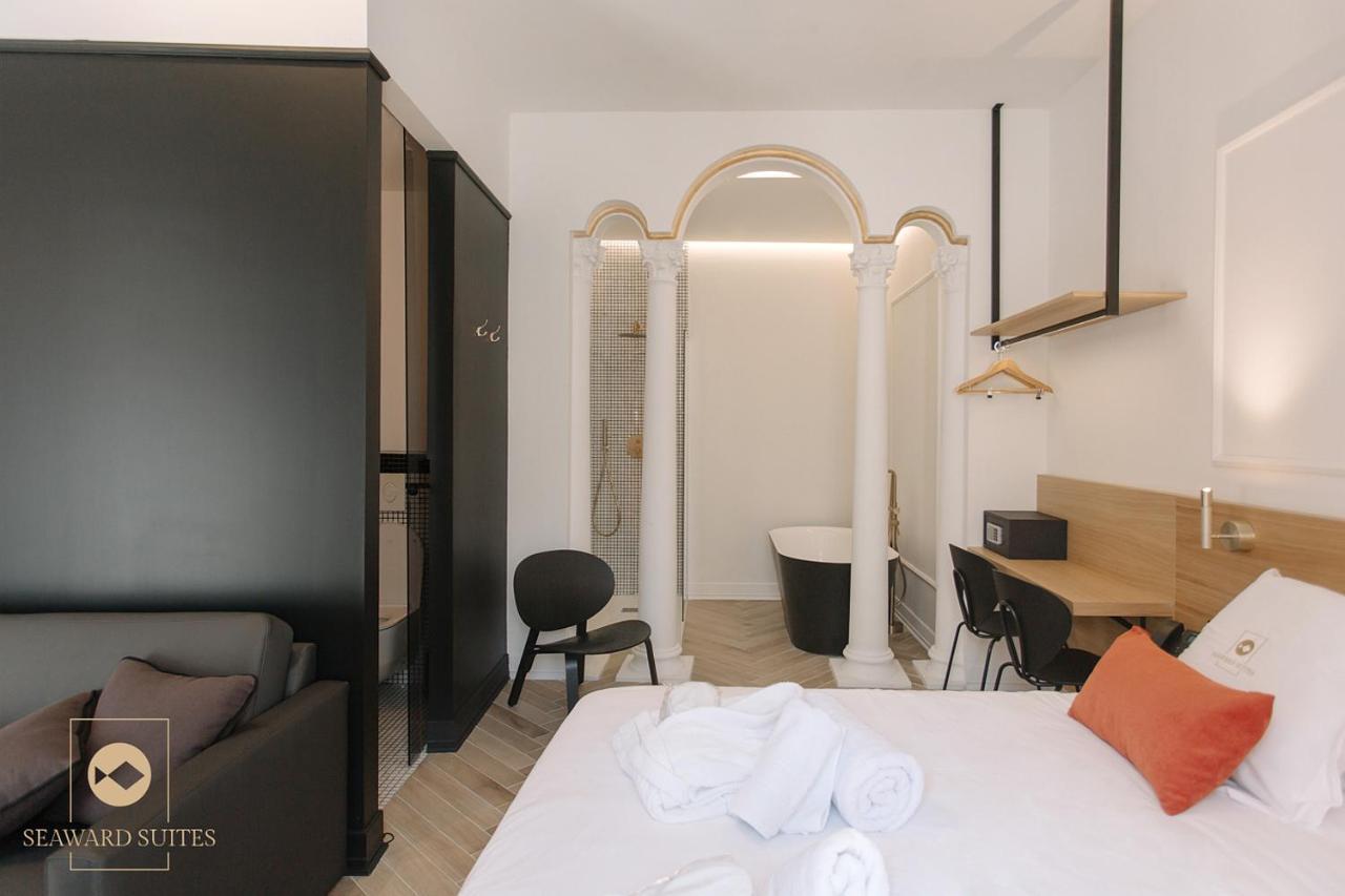 Castelar Palace & Spa By Seaward Suites 빌라조요사 객실 사진