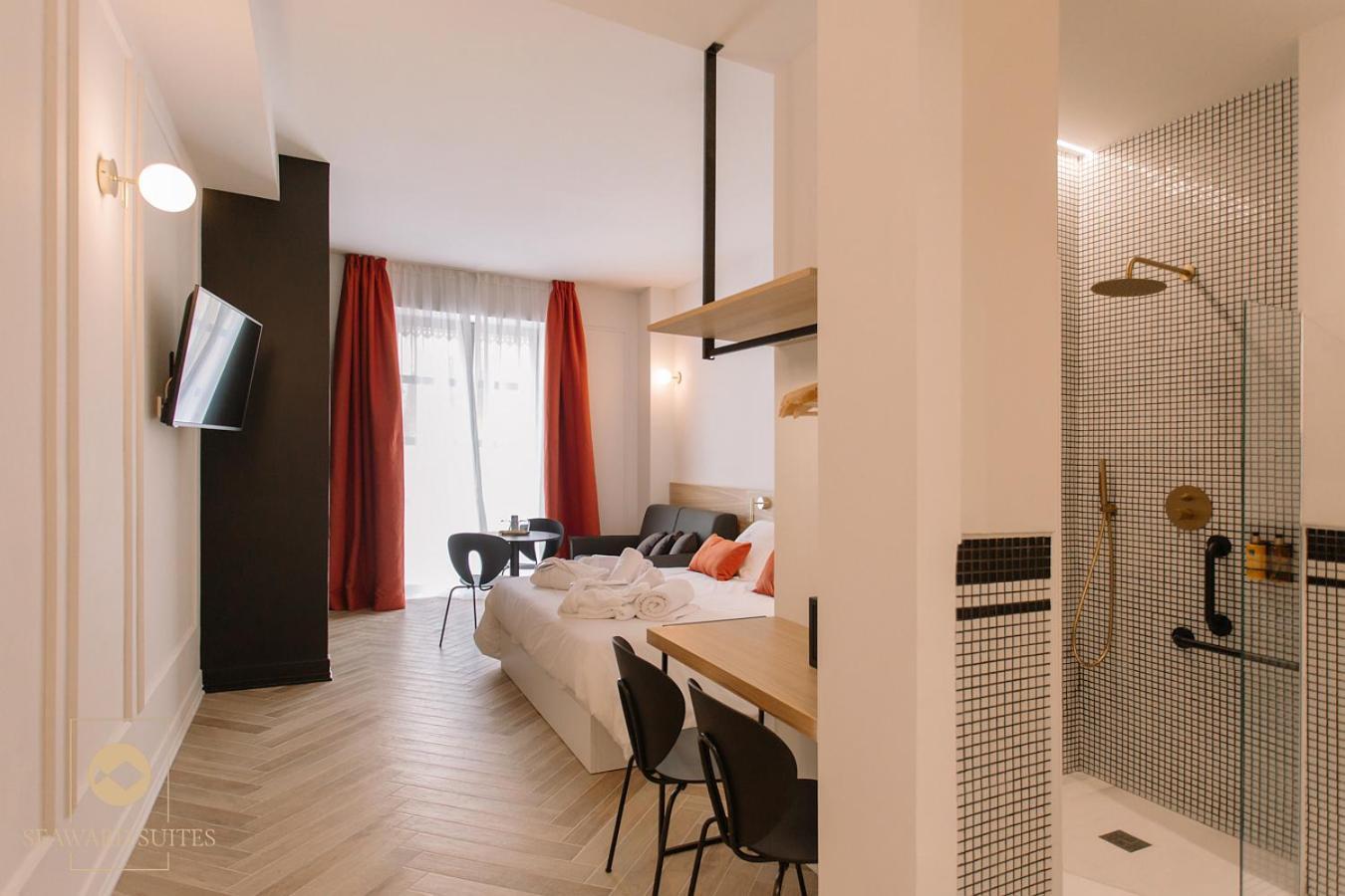 Castelar Palace & Spa By Seaward Suites 빌라조요사 객실 사진
